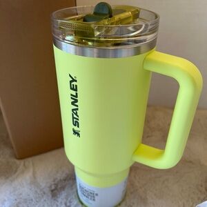 Stanley 40oz Protour Tumbler in Prickly Pear